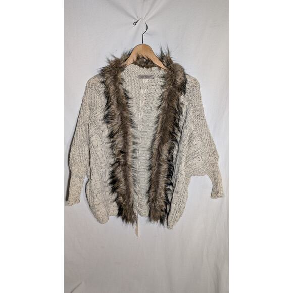 Kaleidoscope Accessories Womens Open Front Cardigan Sz M/L Beige Faux Fur Trim - Picture 1 of 6